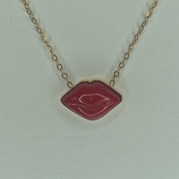 Love – Image 2
