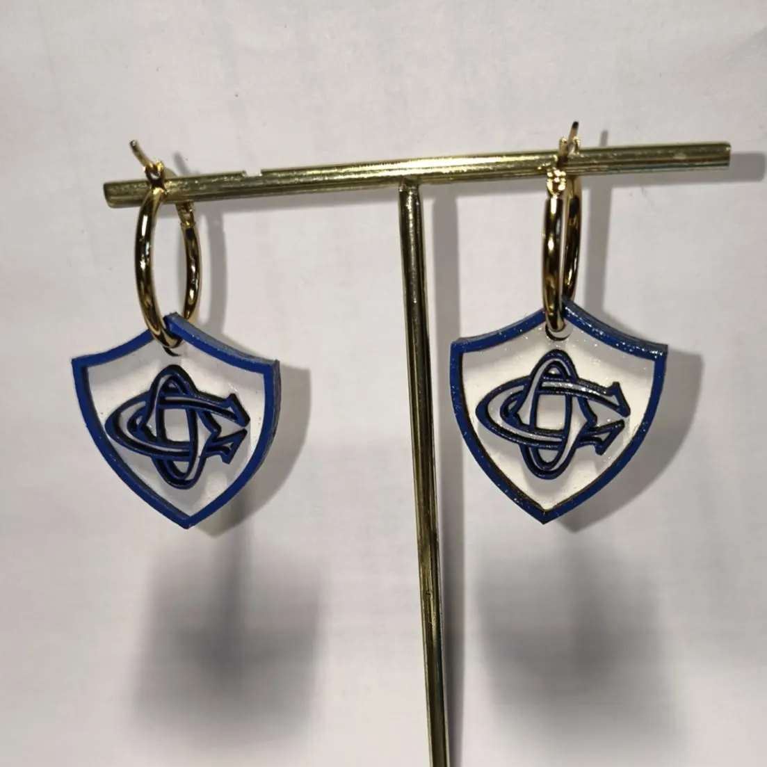 Boucles d'oreilles Castres Olympique – Blason résine sur bois – Bijou supporter femme – Image 4