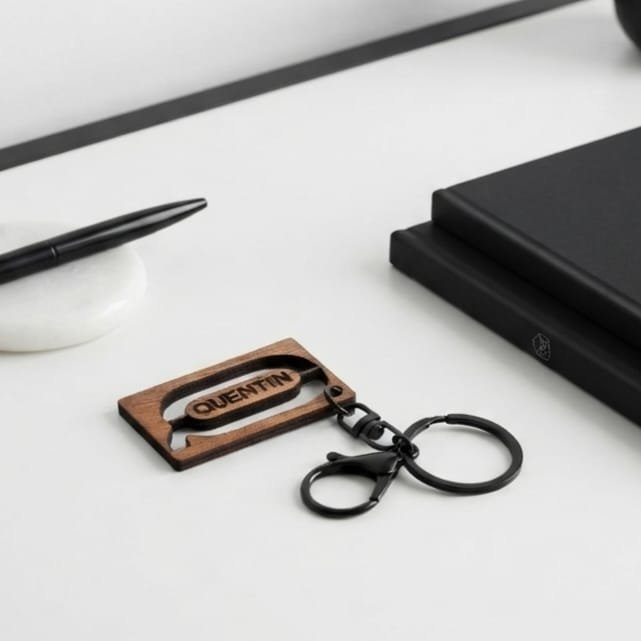 porte-clé bois gravé personnalisé Perlecatalane
