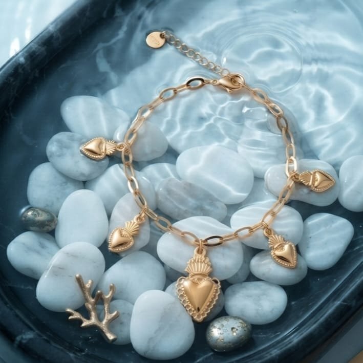 Bracelet Amour cœurs sacrés dorés acier inoxydable